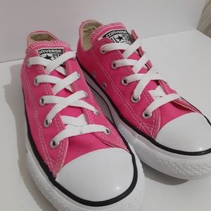 Converse for kids , Size 2 , Pink